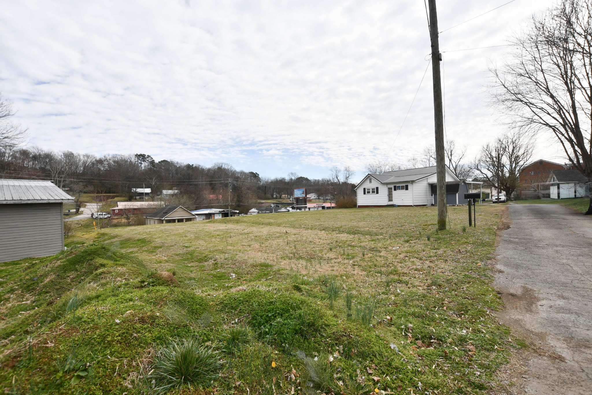 12501260 Wildwood Avenue, SE Cleveland TN 37311