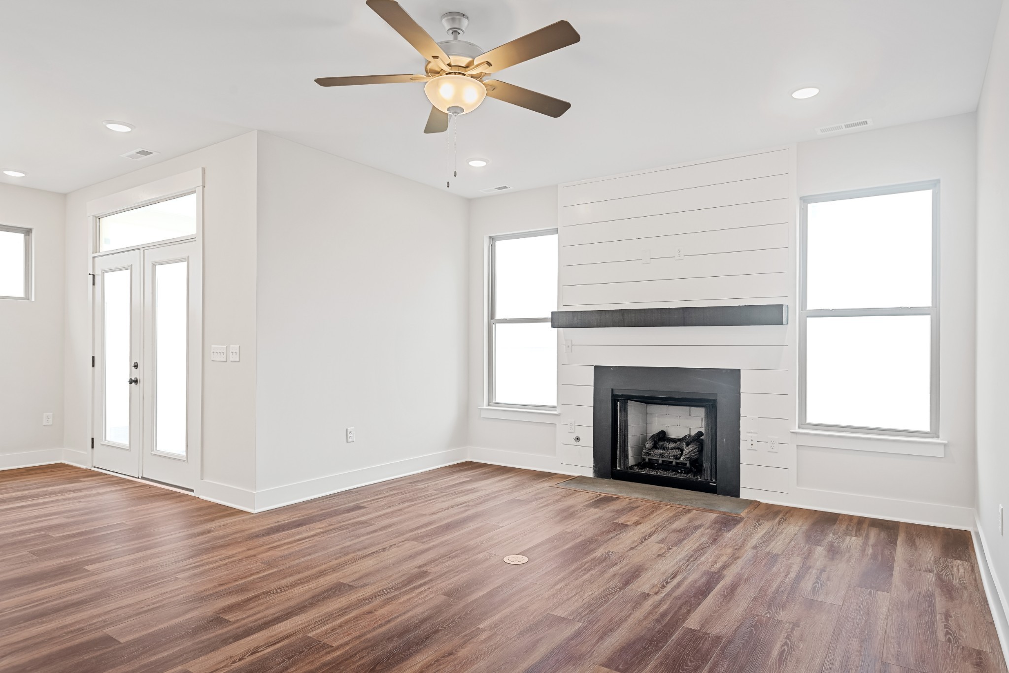 3034 Arrington Drive White House TN 37188