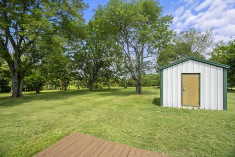 352 Blue Door Road Portland TN 37148