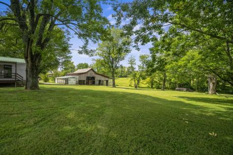 352 Blue Door Road Portland TN 37148