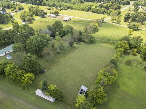 352 Blue Door Road Portland TN 37148