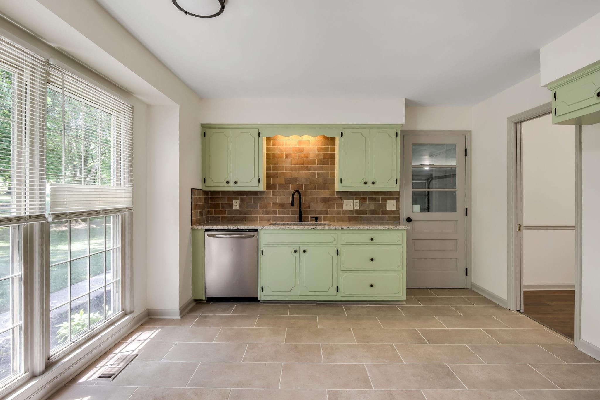 301 Glenwood Drive Mount Juliet TN 37122