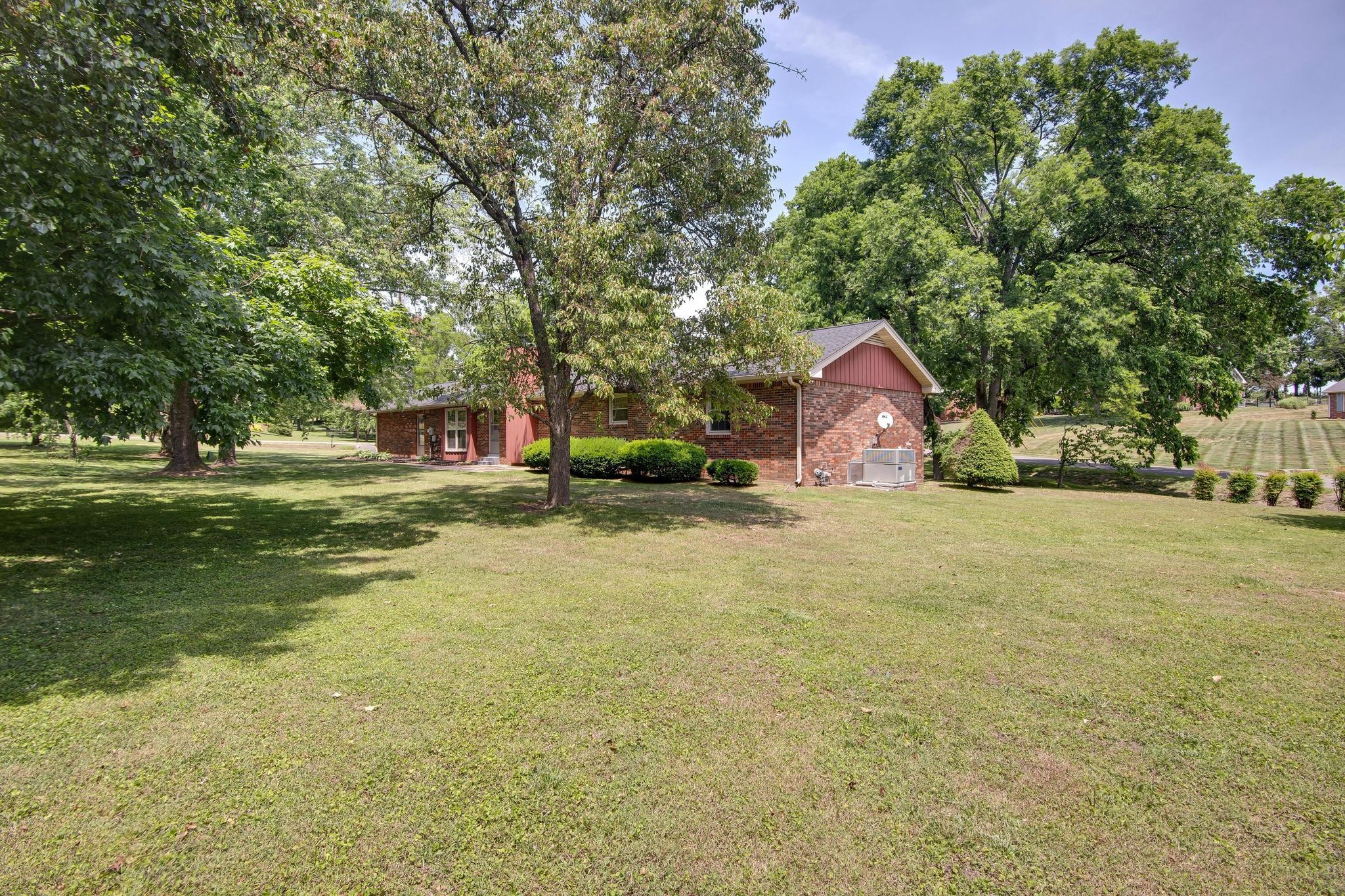 301 Glenwood Drive Mount Juliet TN 37122