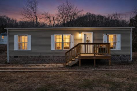 2652 New Harmony Road Hartsville TN 37074