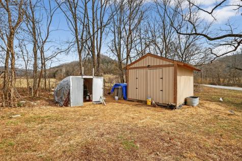 2652 New Harmony Road Hartsville TN 37074
