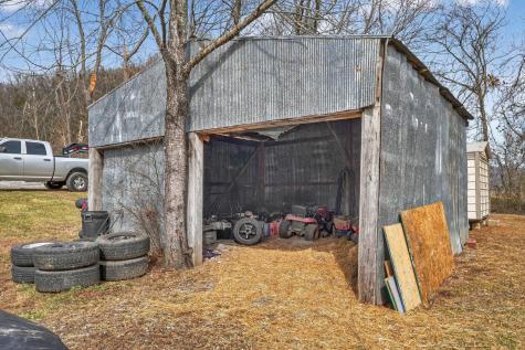 2652 New Harmony Road Hartsville TN 37074