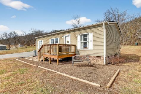 2652 New Harmony Road Hartsville TN 37074