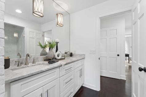 6238 Hillsboro Pike Nashville TN 37215