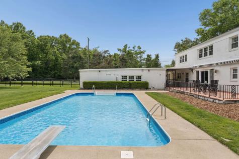 6238 Hillsboro Pike Nashville TN 37215