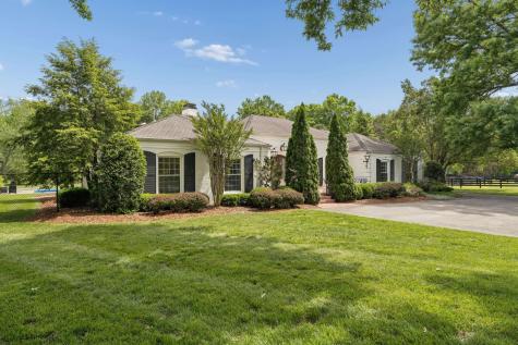 6238 Hillsboro Pike Nashville TN 37215