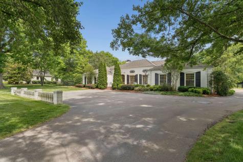 6238 Hillsboro Pike Nashville TN 37215