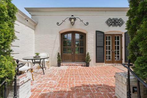 6238 Hillsboro Pike Nashville TN 37215