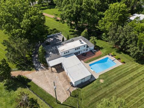 6238 Hillsboro Pike Nashville TN 37215
