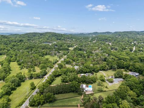 6238 Hillsboro Pike Nashville TN 37215