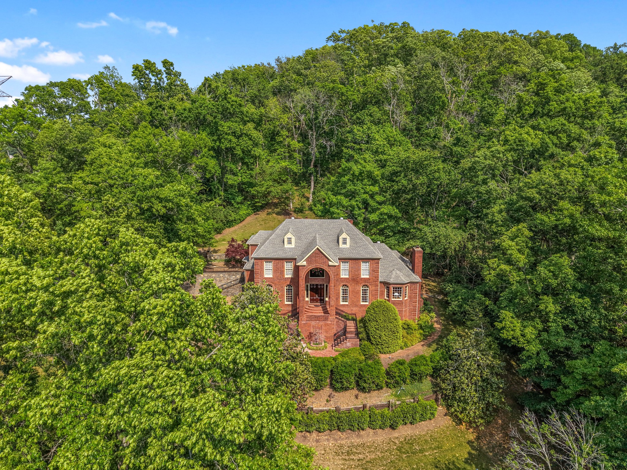 18 Annandale Nashville TN 37215