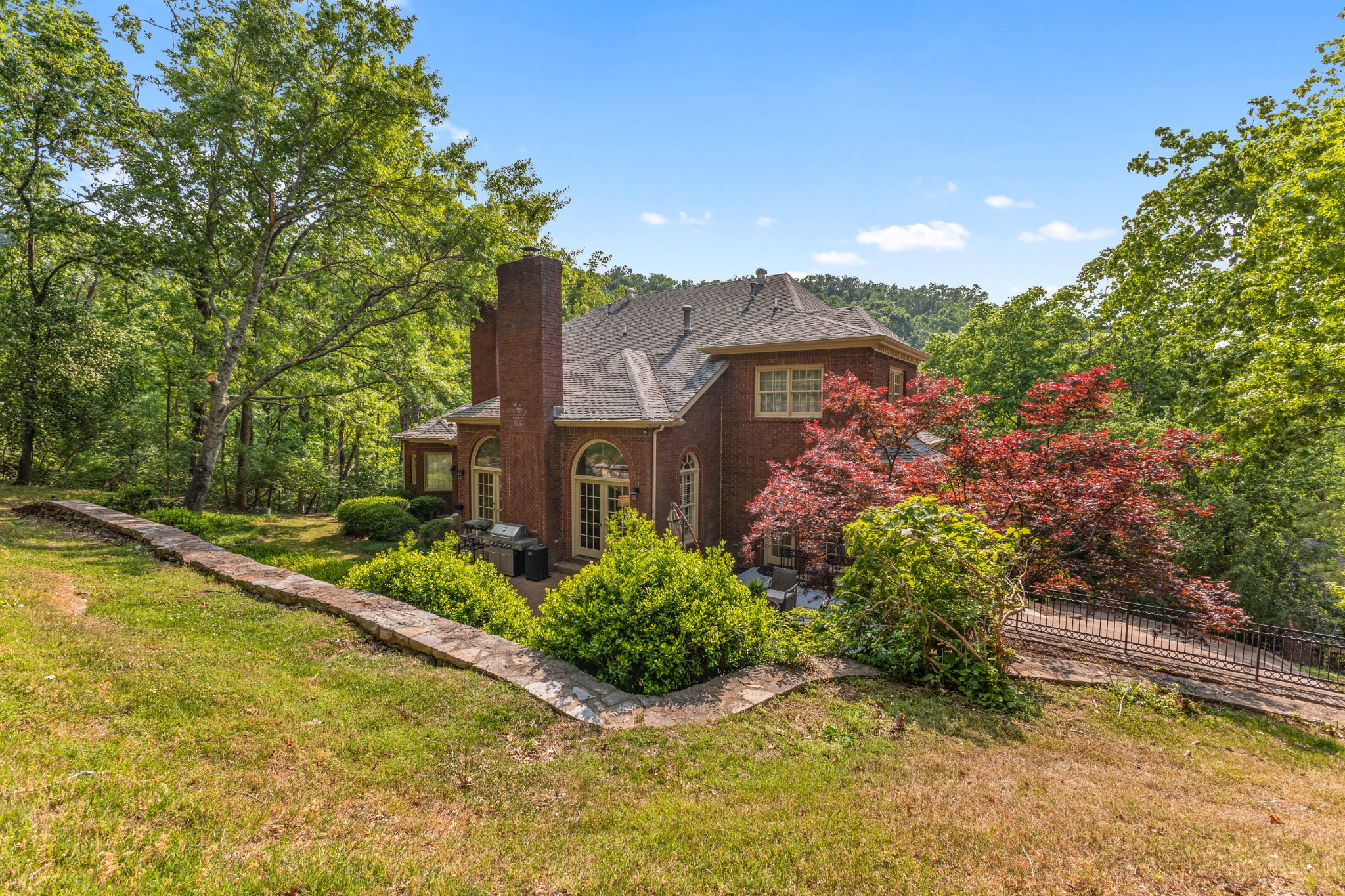 18 Annandale Nashville TN 37215