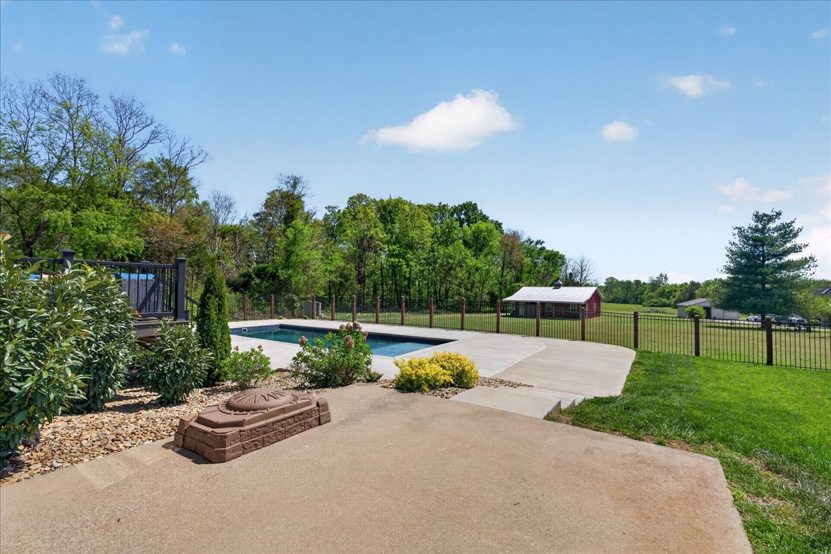 11039 Panther Creek Road Christiana TN 37037