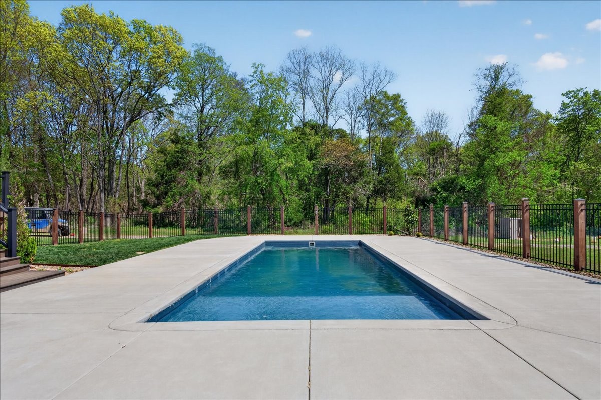 11039 Panther Creek Road Christiana TN 37037