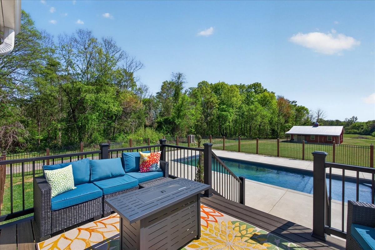11039 Panther Creek Road Christiana TN 37037