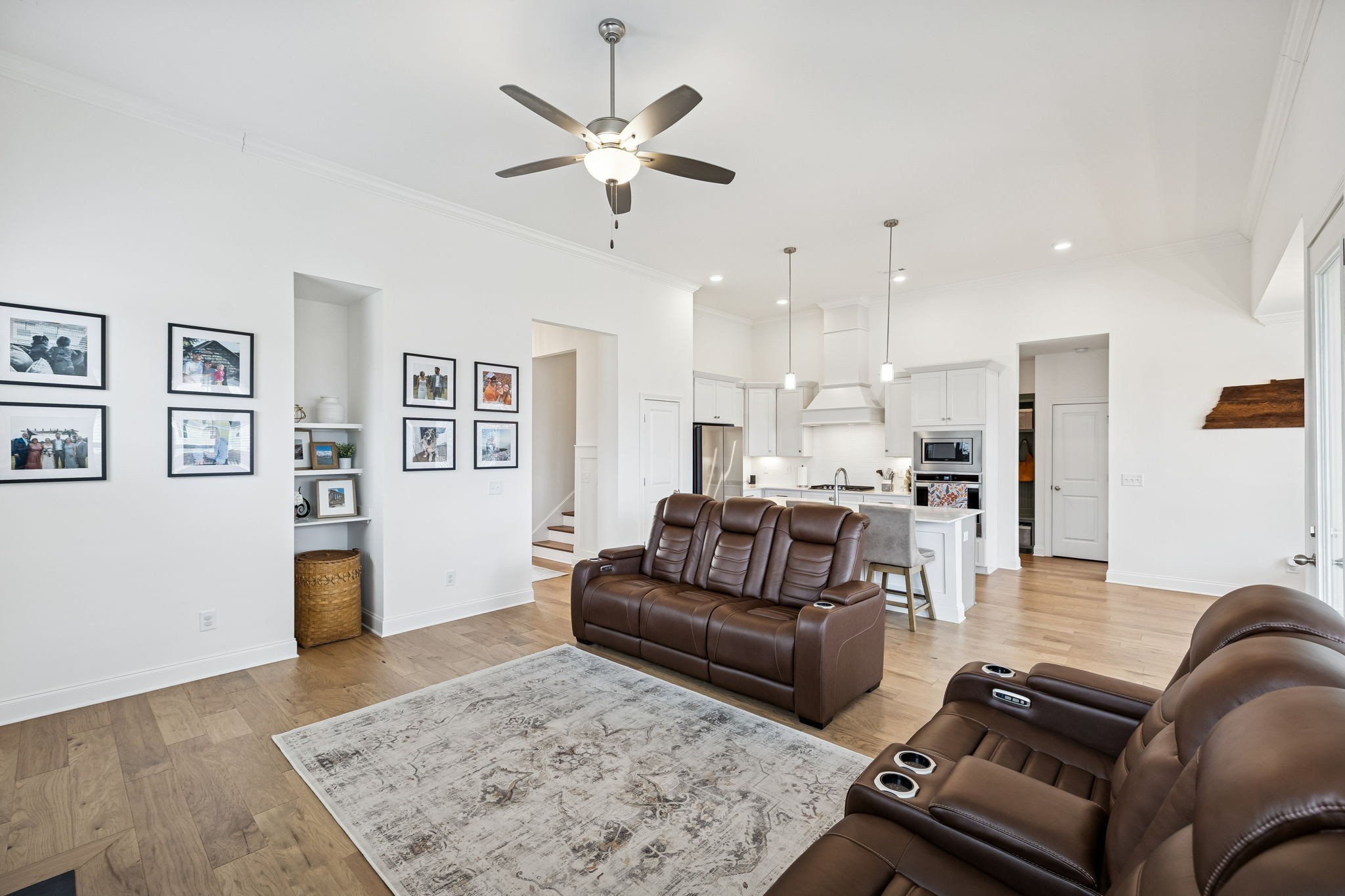 6407 Desmond Avenue Murfreesboro TN 37128