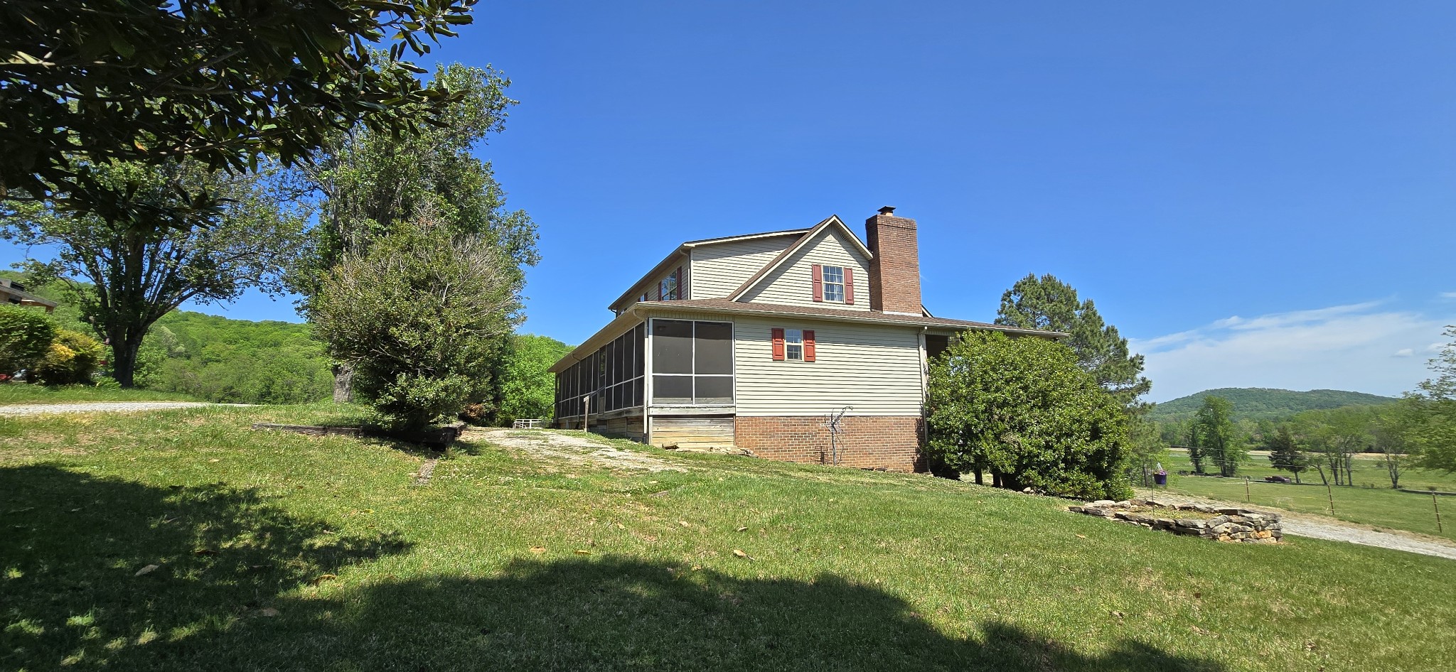 2120 Green Mountain Road, NE Cookeville TN 38506