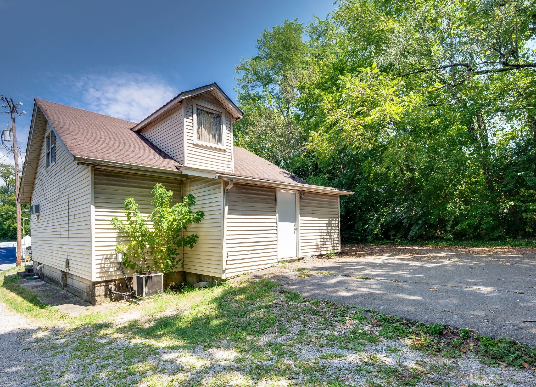 1044 Granada Avenue Nashville TN 37206