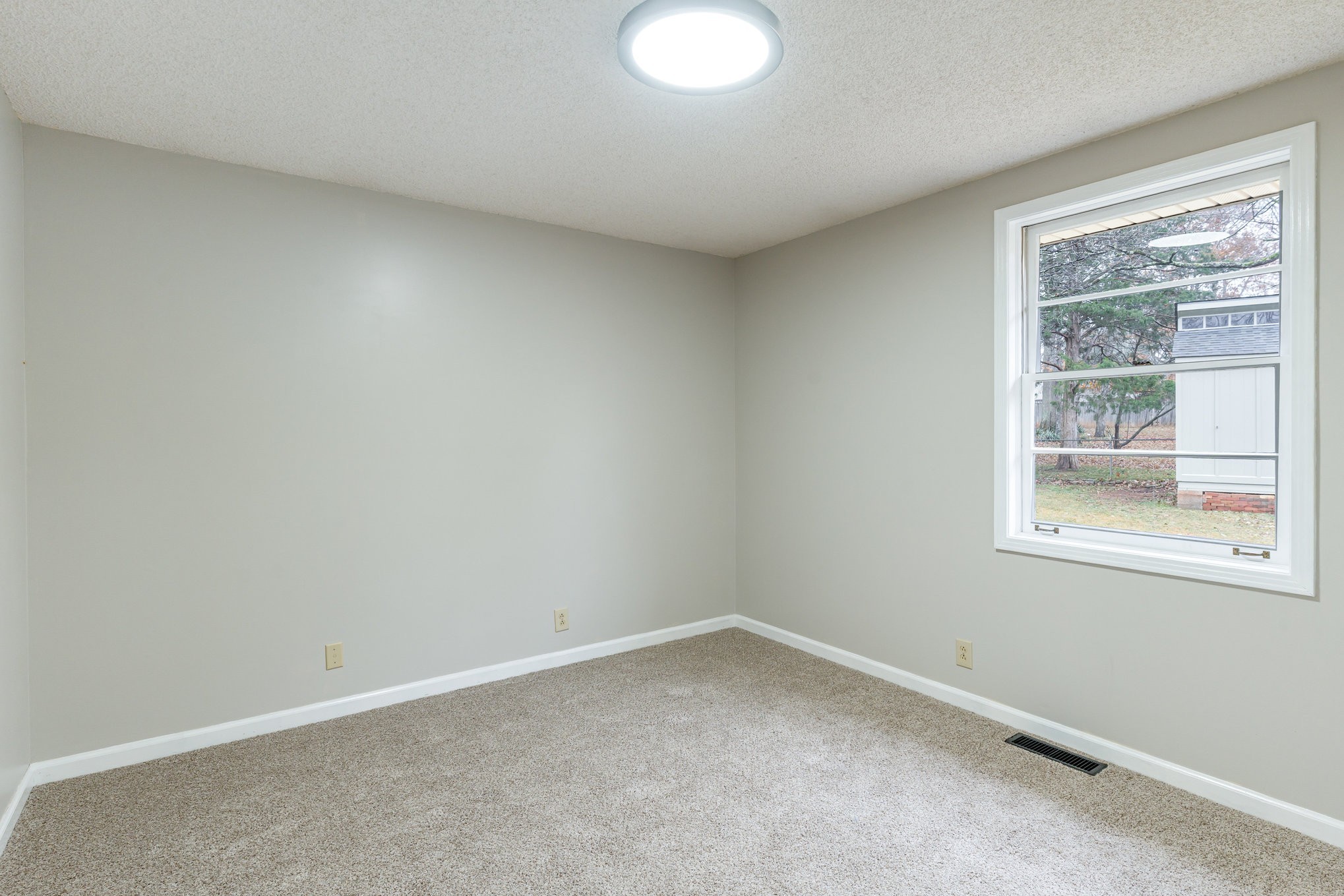 110 Edison Circle Smyrna TN 37167