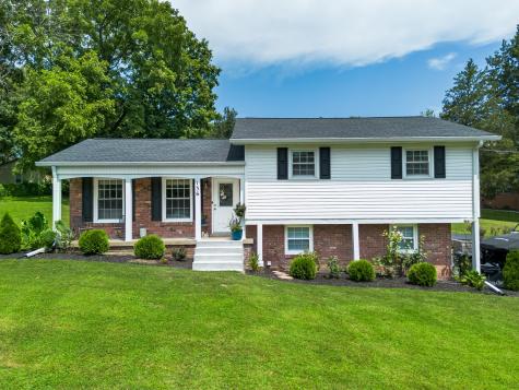 136 Wayne Street Gallatin TN 37066