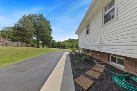 136 Wayne Street Gallatin TN 37066