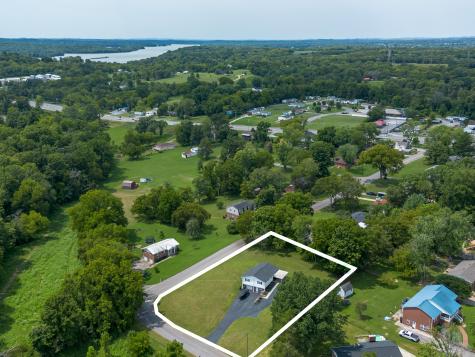 136 Wayne Street Gallatin TN 37066
