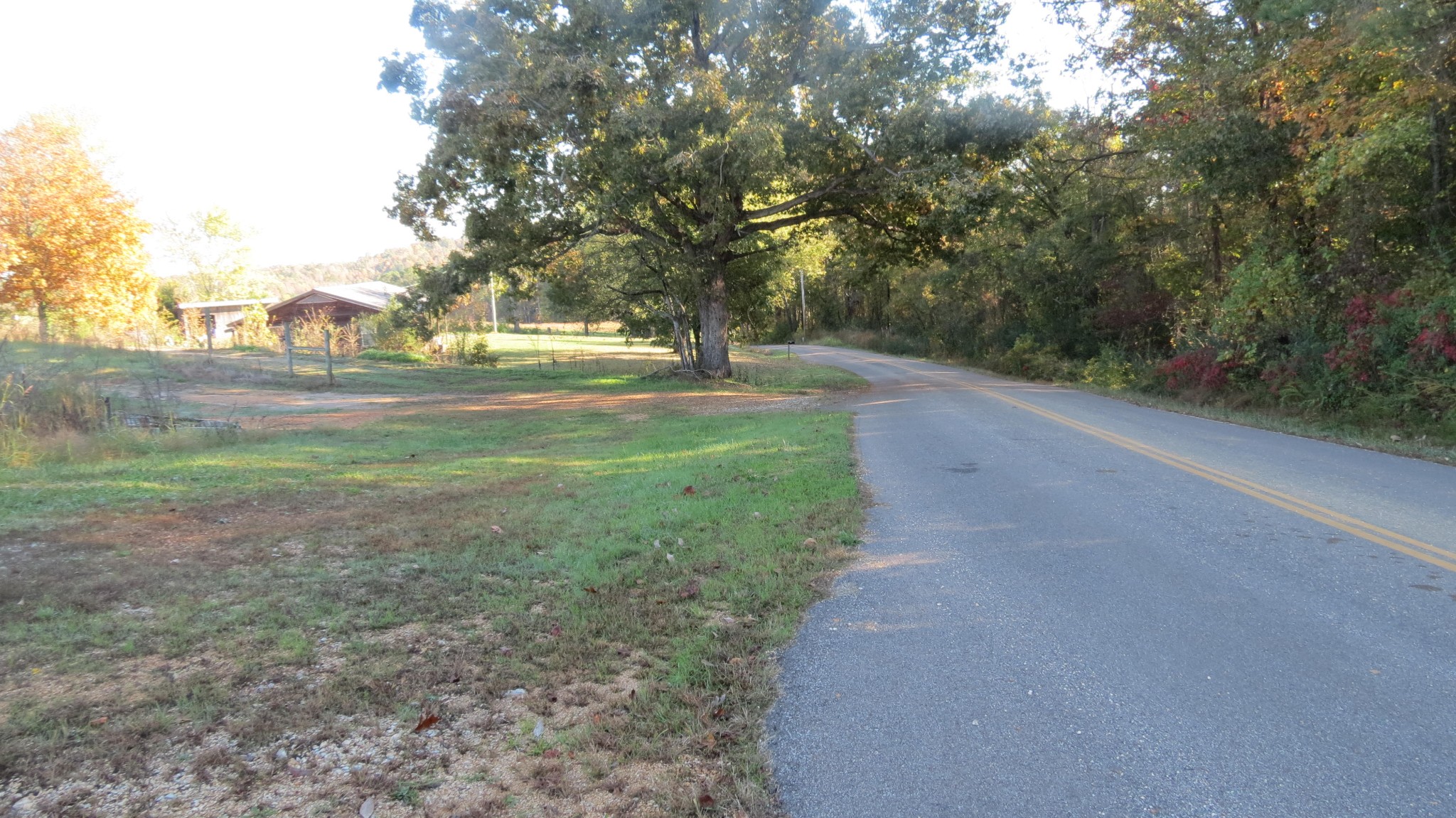 562 Roach Road Decaturville TN 38329