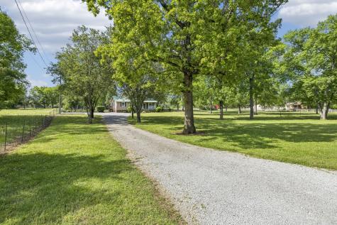 3366 Pugh Road Hermitage TN 37076