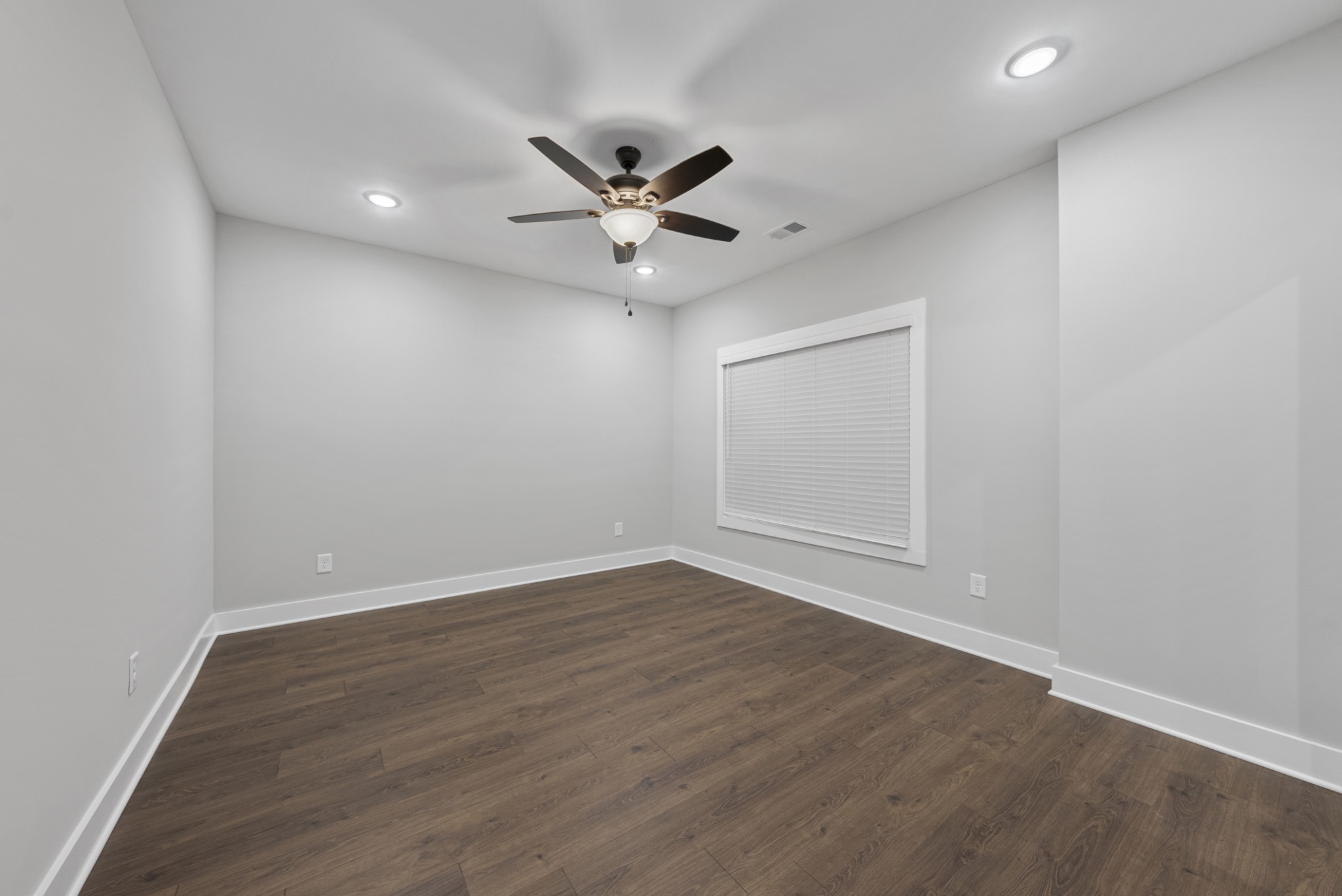 2624 S Main Street Springfield TN 37172