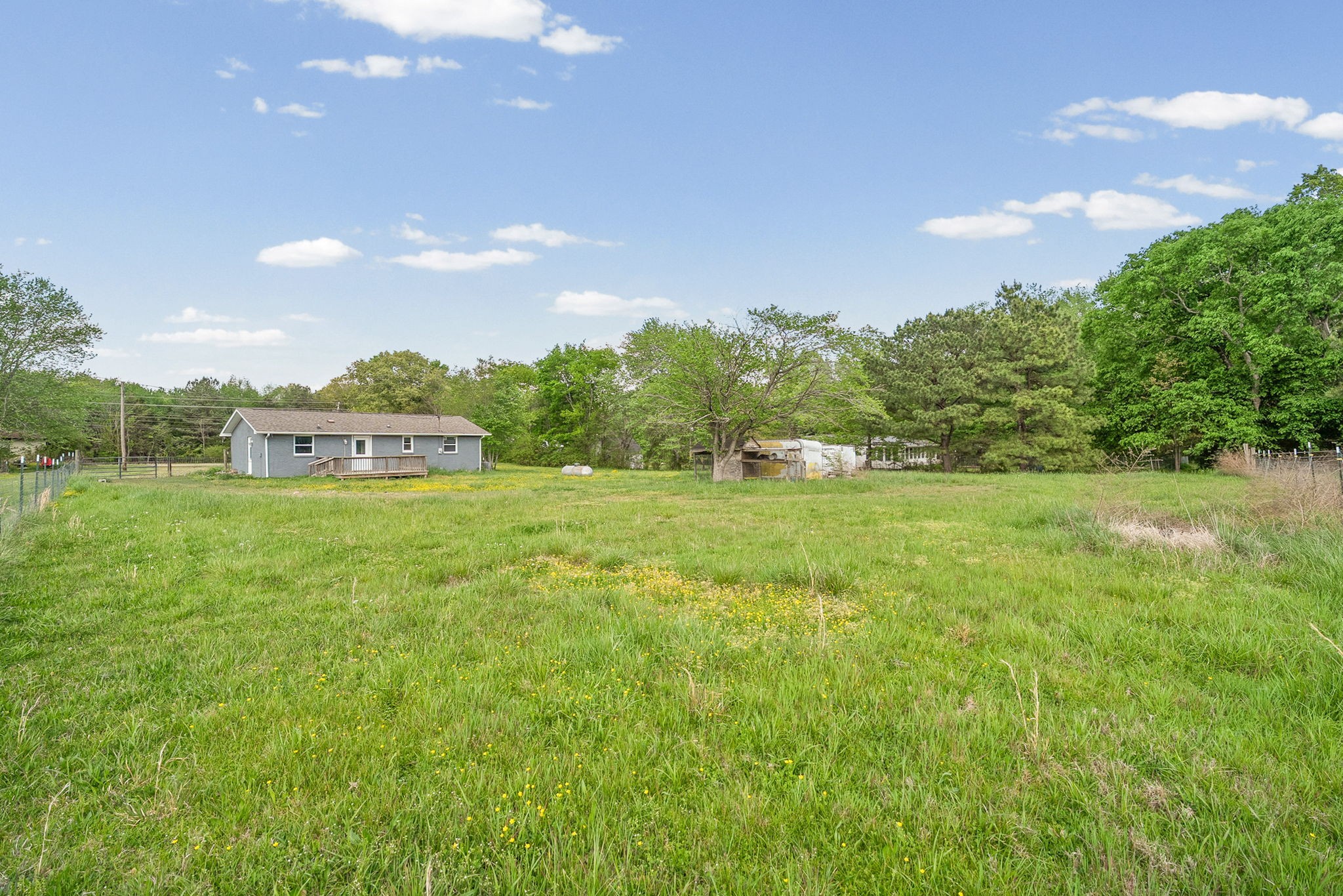 1912 Woodlawn Road Clarksville TN 37042