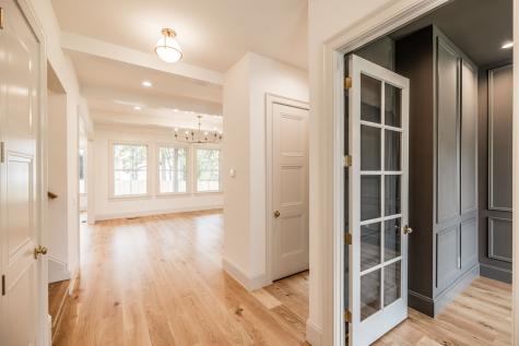 1613B Tammany Drive Nashville TN 37206