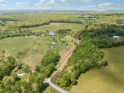 2137 Pigeon Springs Road Tracy City TN 37387