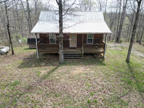 130 Trace View Drive Summertown TN 38483