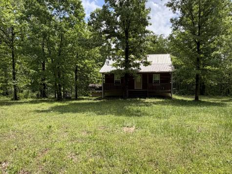 130 Trace View Drive Summertown TN 38483