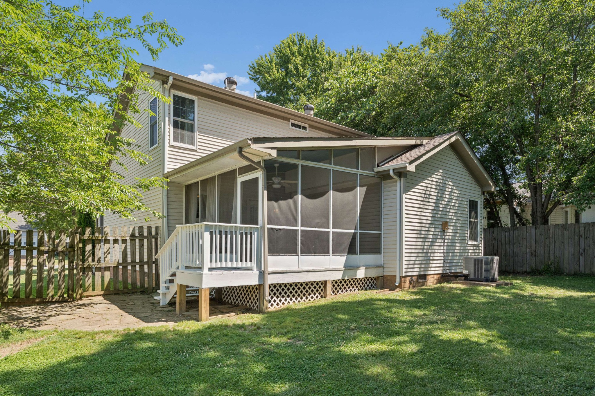 5204 Village Trace Nashville TN 37211