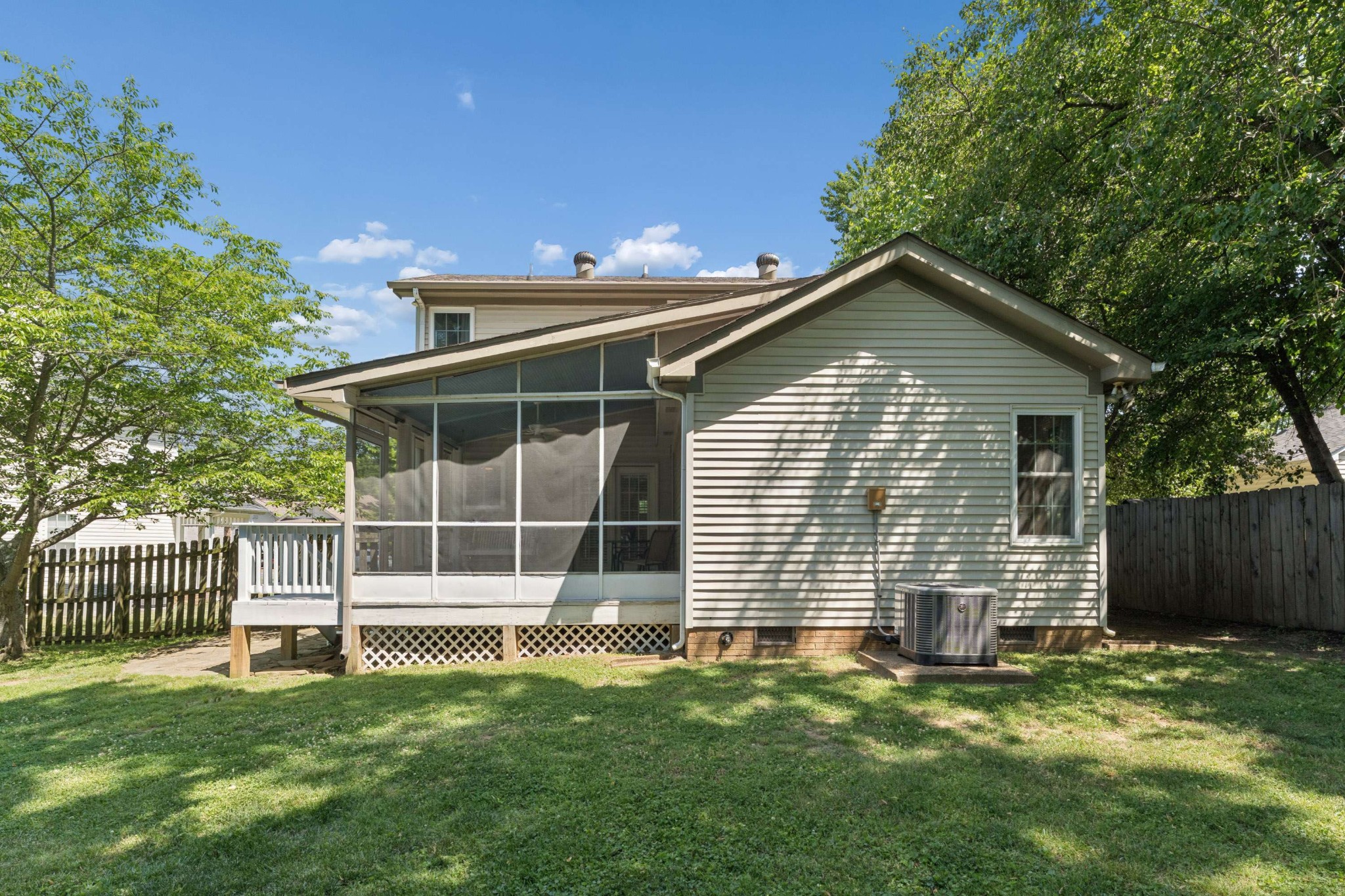 5204 Village Trace Nashville TN 37211