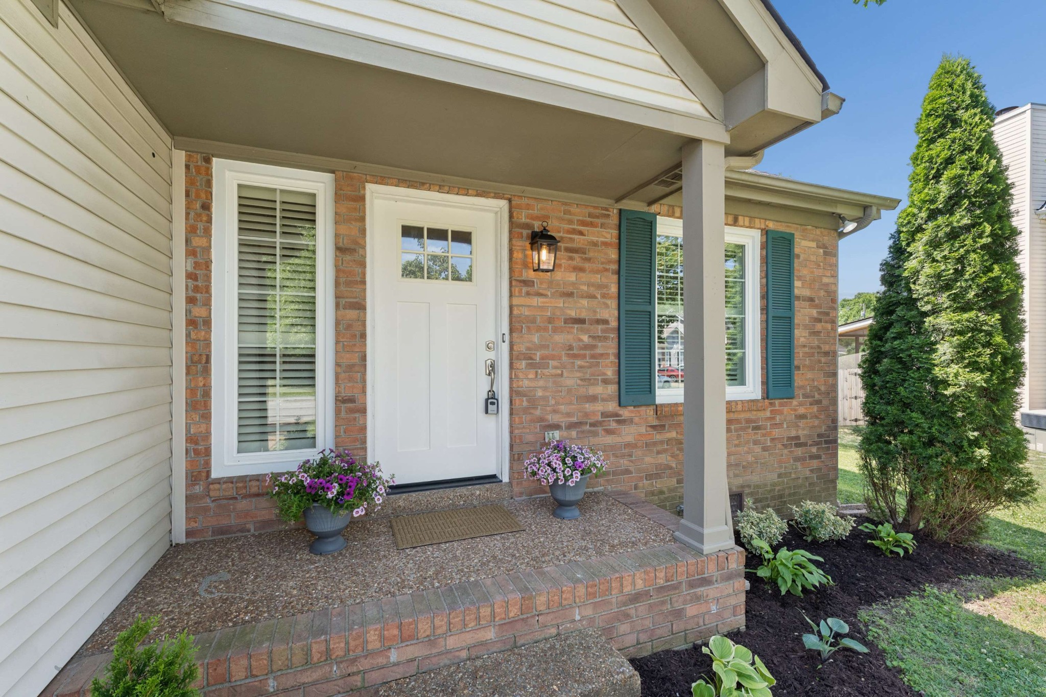 5204 Village Trace Nashville TN 37211