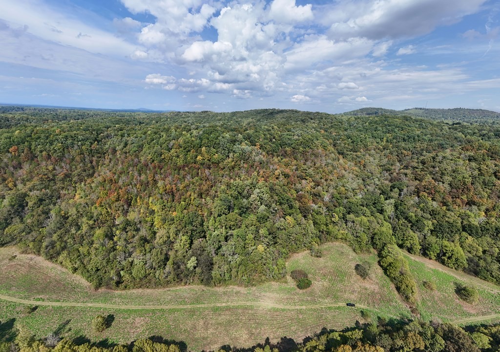 5154 Dry Mill Creek Hilham TN 38568