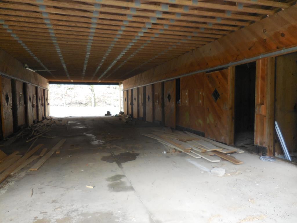 5154 Dry Mill Creek Hilham TN 38568