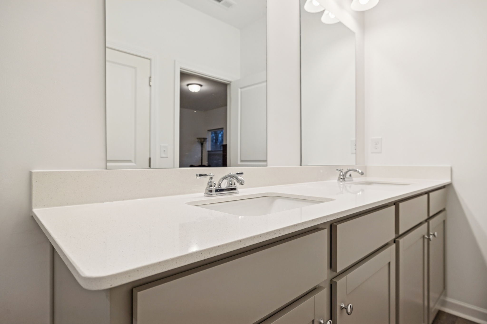 129 Ironhorse Way Dickson TN 37055