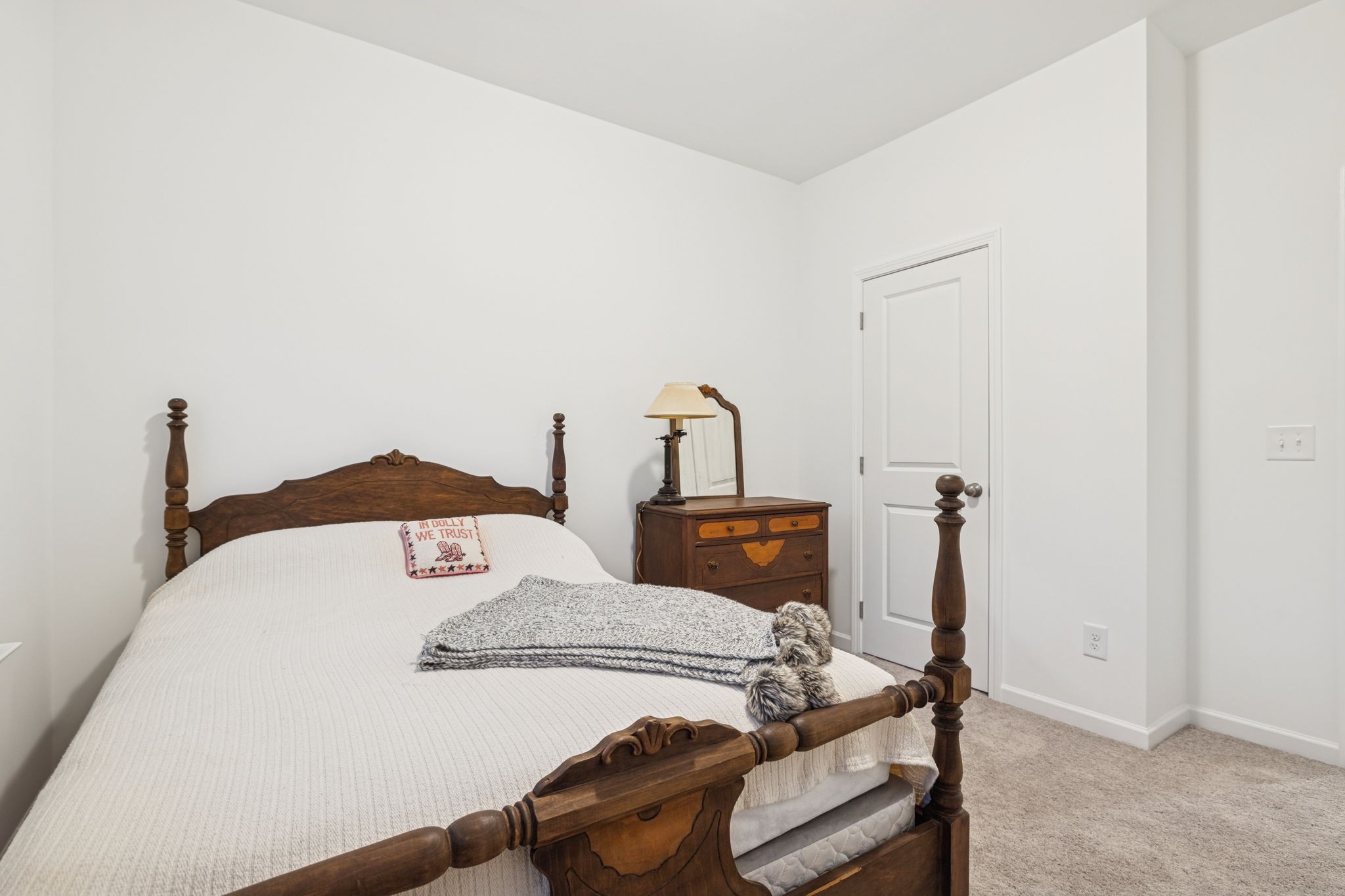 129 Ironhorse Way Dickson TN 37055