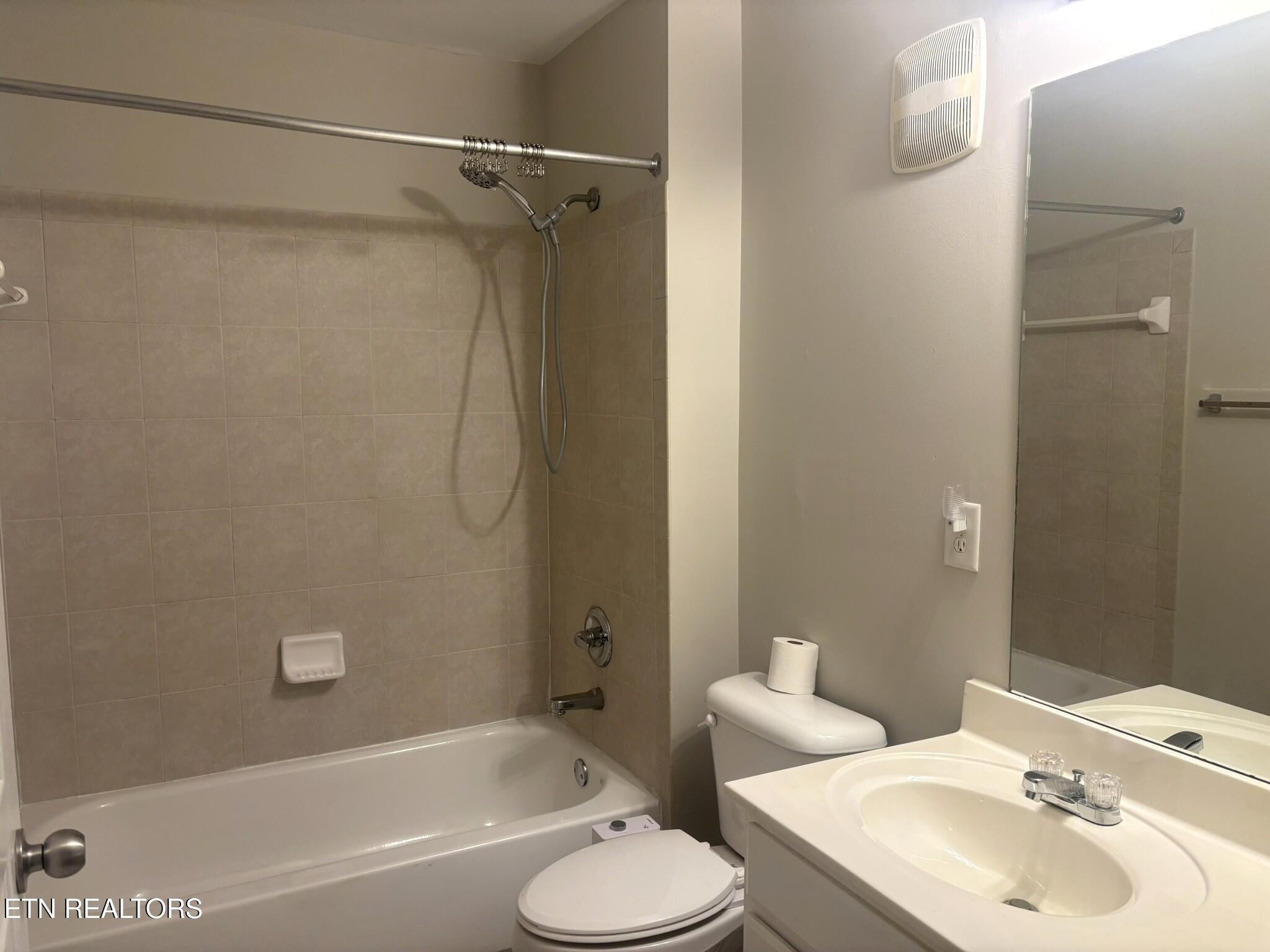 3921 Cherokee Woods Way Knoxville TN 37920