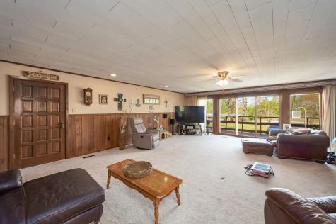 280 E Highland Street Decaturville TN 38329