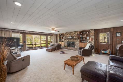 280 E Highland Street Decaturville TN 38329