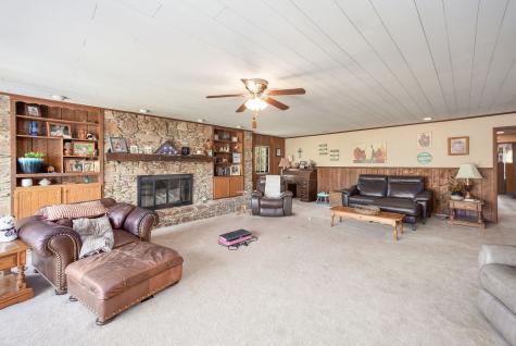 280 E Highland Street Decaturville TN 38329