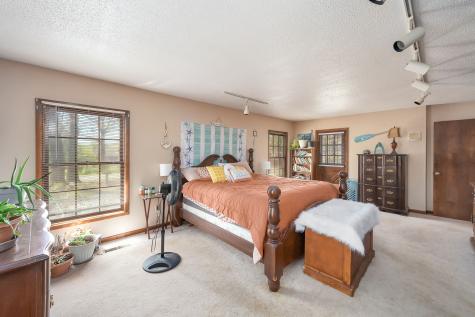280 E Highland Street Decaturville TN 38329